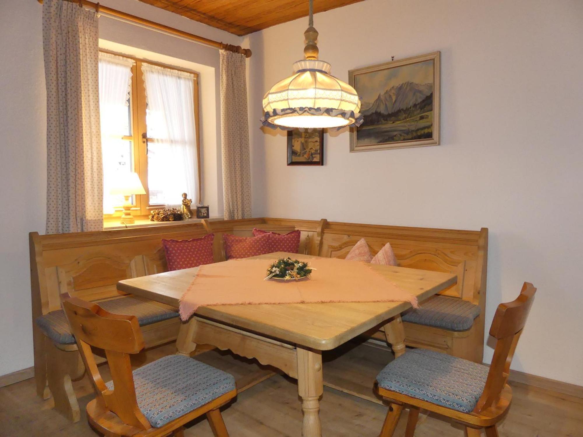 Haus Spornitz Ferienwohnung Mittenwald Exterior photo